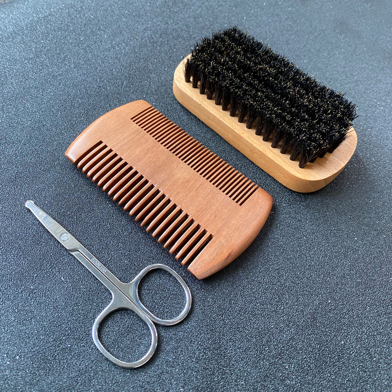 Set per la cura della barba da - Men'S Grooming Product recensione e prezzo